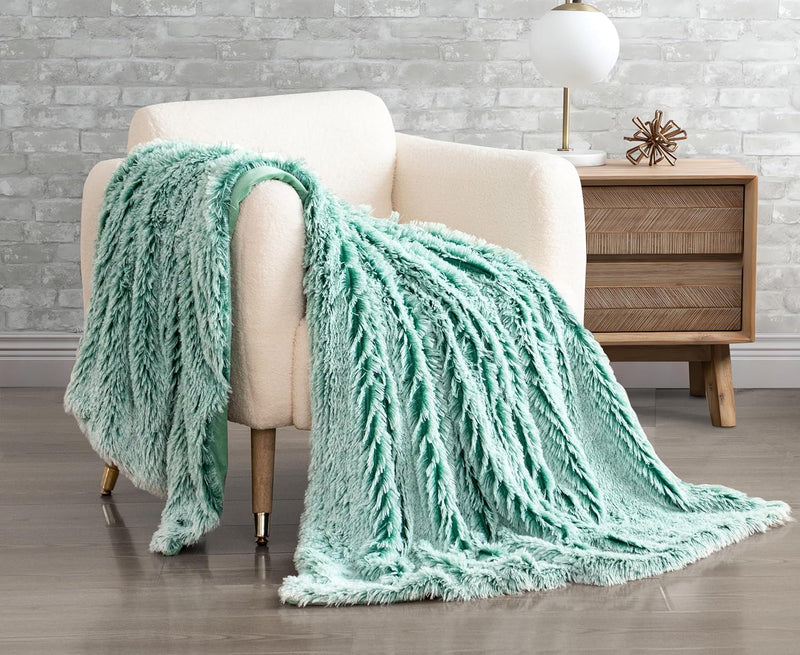 Gioia Casa Double Sided Faux Fur Shaggy Throw Blanket - Emerald